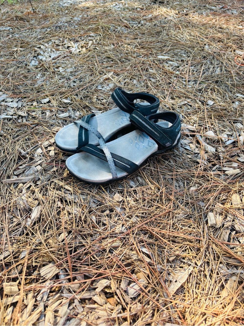 Merrell Terran Cross 11 Cross Black and Silver Strappy Comfort Sandals size 8 - Picture 9 of 14